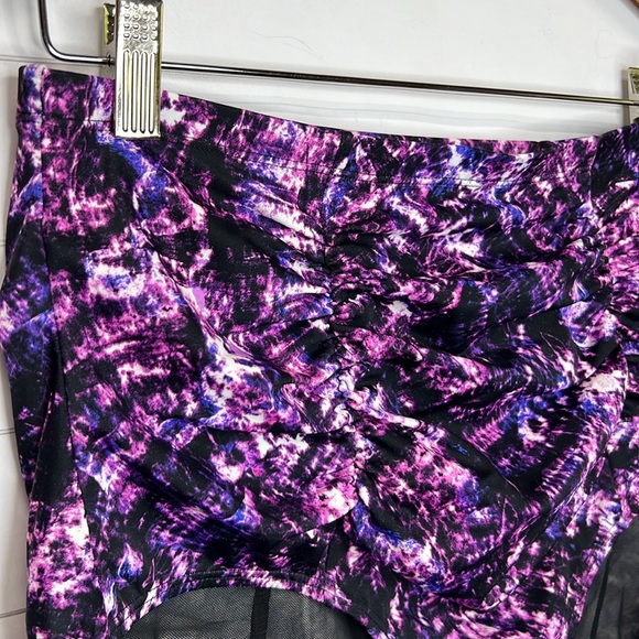 Torrid - High Waisted Ruched Swim Bottoms - Size 0 - Picture 2 of 5